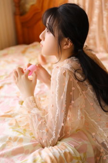 苹果树下的爱情